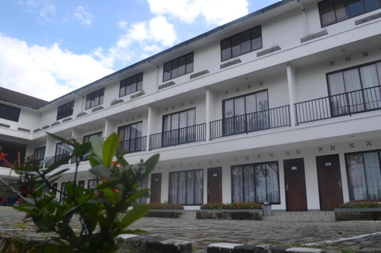 Puncak Village Hotel & Kampung Main Anak Gadok Zewnętrze zdjęcie
